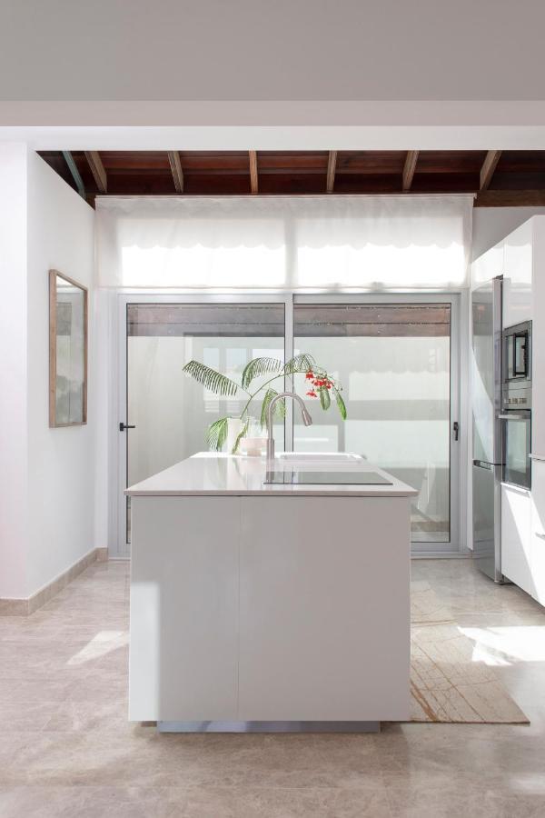 The Moss - Luxury Villa In Corralejo Near The Beach Exterior foto